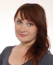 Asiantuntija Johanna Kuittisen puolivartalokuva