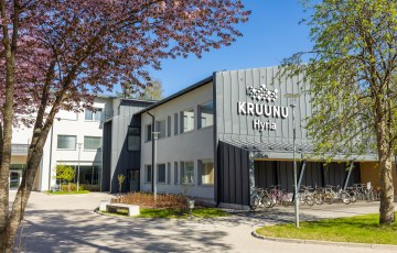 Valokuva Hyrian Kruunu-kampuksesta. 
