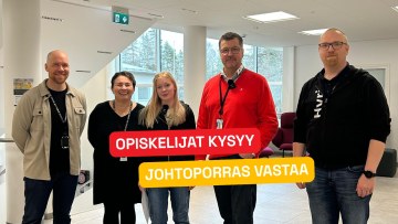 Hyrian johtoryhmä ja Hyrian opiskelija